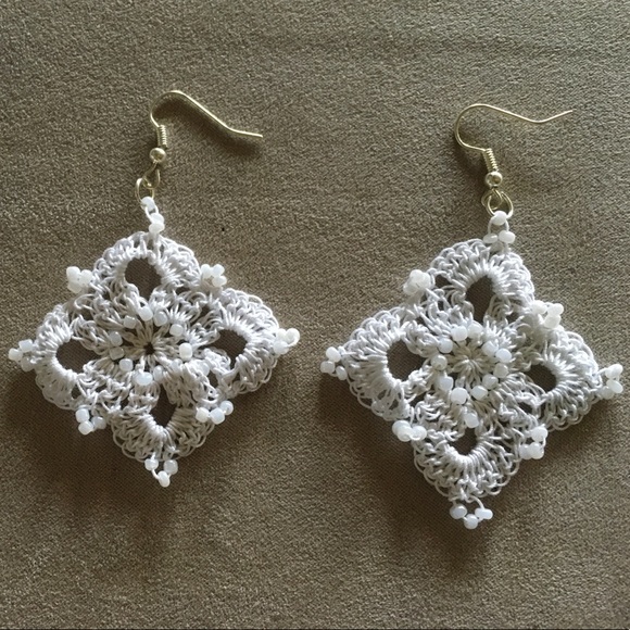 💼 Hand Crafted Crochet Beaded Square Earrings 💼 - Picture 3 of 6